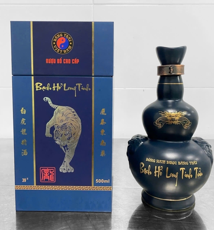Bạch Hổ Long Tinh Tửu